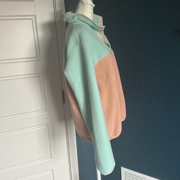 Patagonia | Lightweight Synchilla Snap-T Pullover - Picture 3 of 4